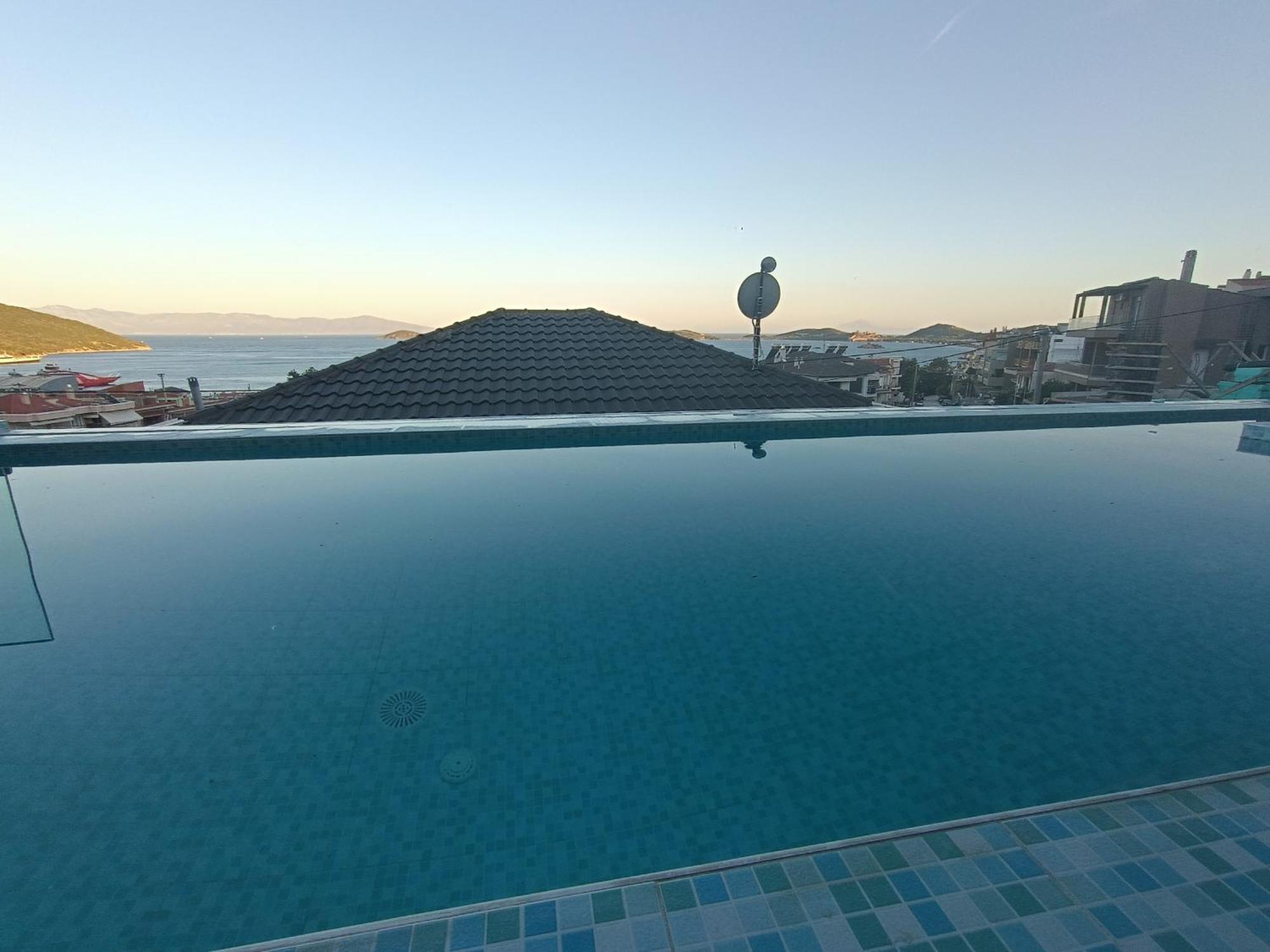 Alta Mare Aparthotel Nea Peramos  Exterior photo